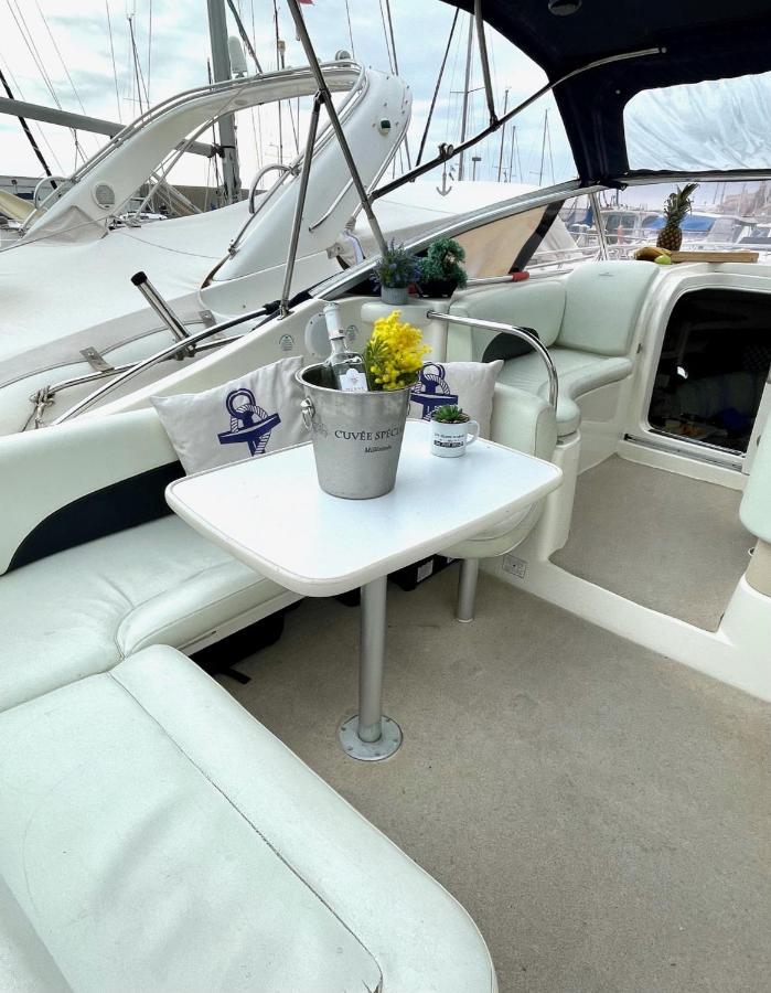 Отель Bea Boat Charter Ментона Экстерьер фото